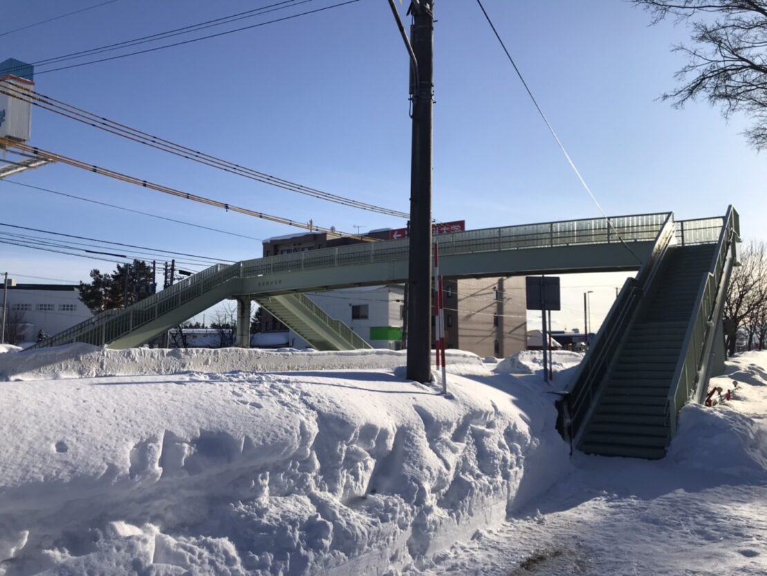 丘珠横断歩道橋・新野幌横断歩道橋